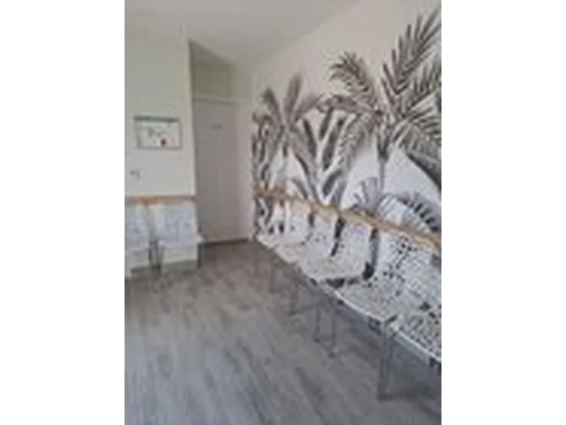 Salle d'attente du cabinet Réflexes Harmonie